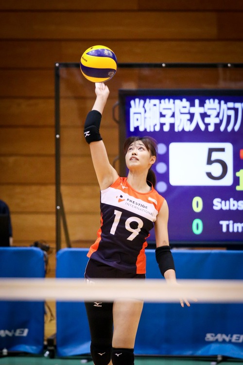 【画像】美しすぎる女子バレー選手が発見される【秋田美人】 	