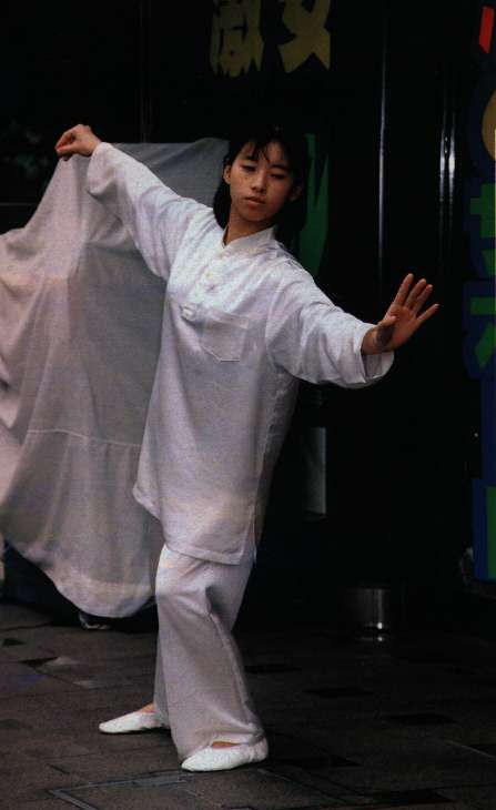 オウム真理教の麻原彰晃の愛人ワロタｗｗｗｗｗｗｗｗ 2chlogy