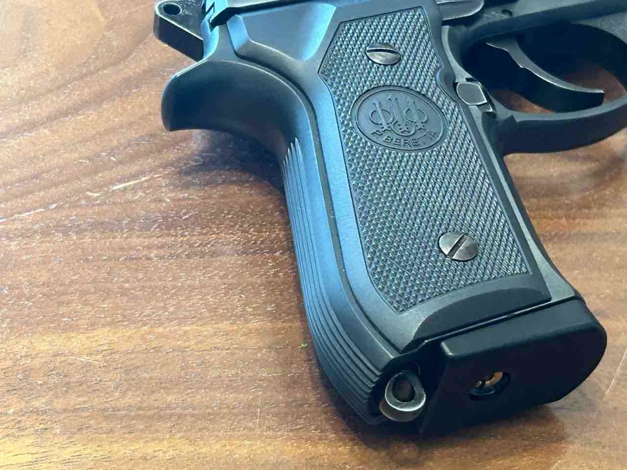ウエスタンアームズ ベレッタM92FS ダイハード バトルダメージ