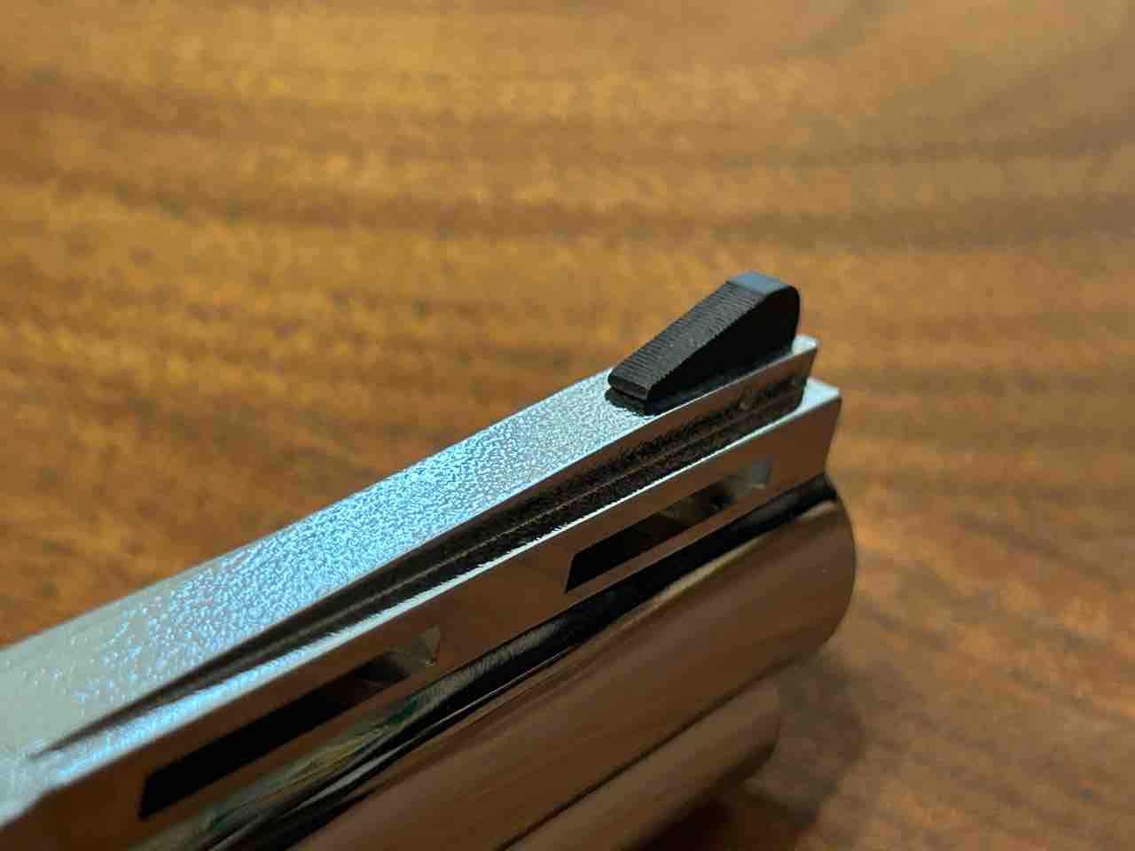 タナカワークス コルトパイソン4インチ ニッケルフィニッシュ