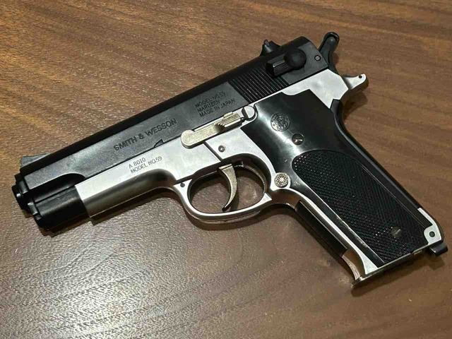 大巾値下げエアガン　ガスブローバック　SMITH&WESSON M59 元箱付き 大巾値下げエアガン ガスブローバック SMITH&WESSON M59 元箱