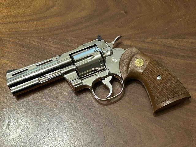 タナカ　コルトパイソン 4インチ　ガスガン　ニッケルフィニッシュ 954b5396-s.jpg