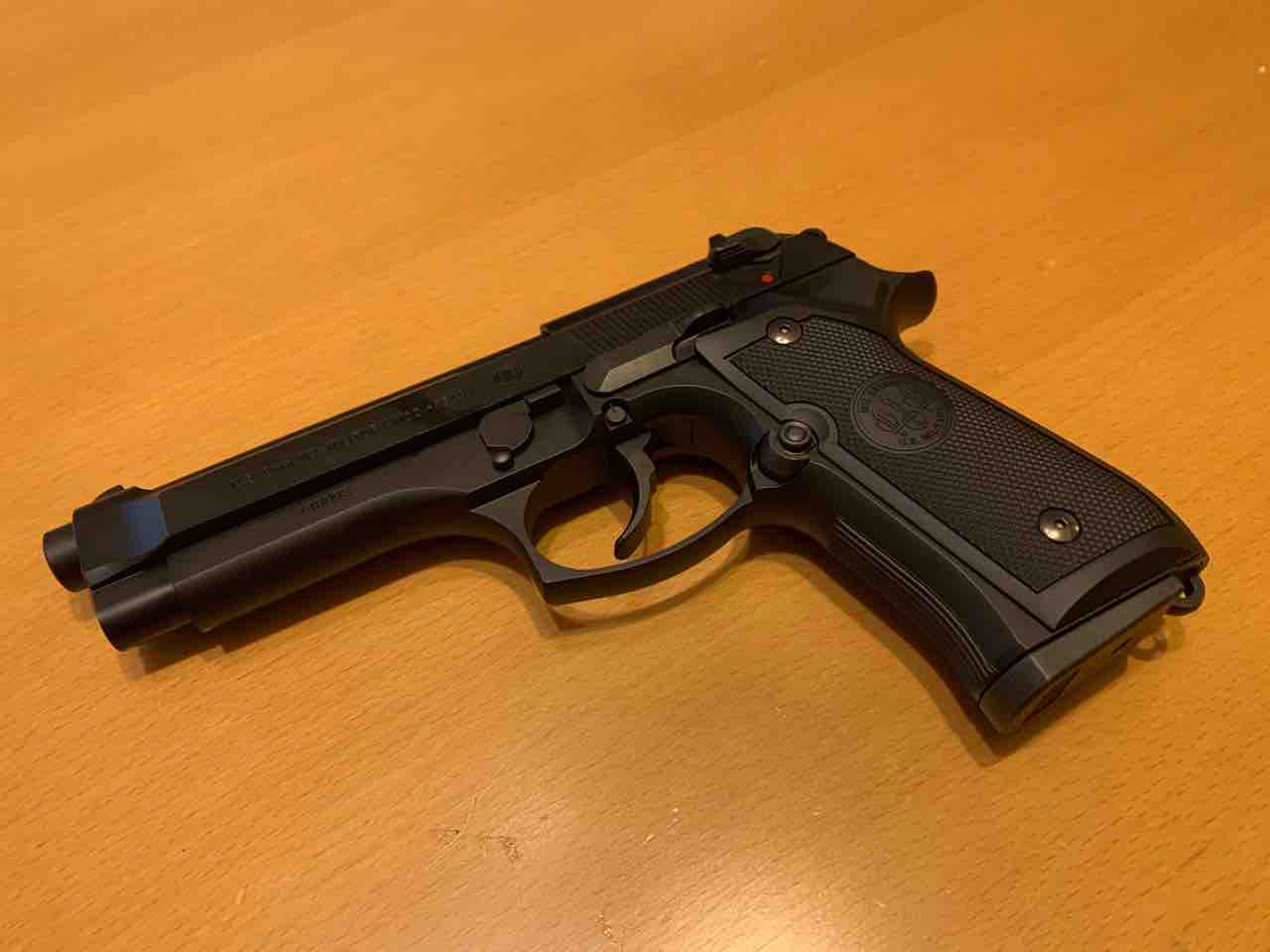 東京マルイusm9 U.S. M9ピストル - ガスブローバック | 東京マルイ