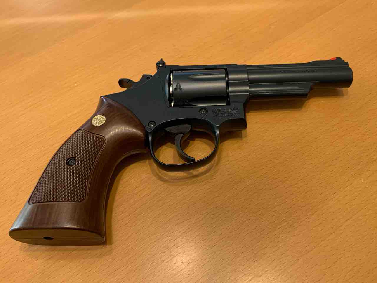 東京マルイ スミス&ウェッソン M19 前期型 4インチ スミス＆ウェッソン M19 4インチ - ガスリボルバー | 東京マルイ