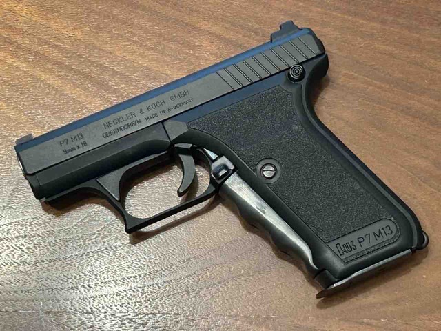 MGC HK P7 M13 モデルガン　HECKLER & KOCH P7M13 MGC H&K P7M13 : 気ままにエアガンレビュー