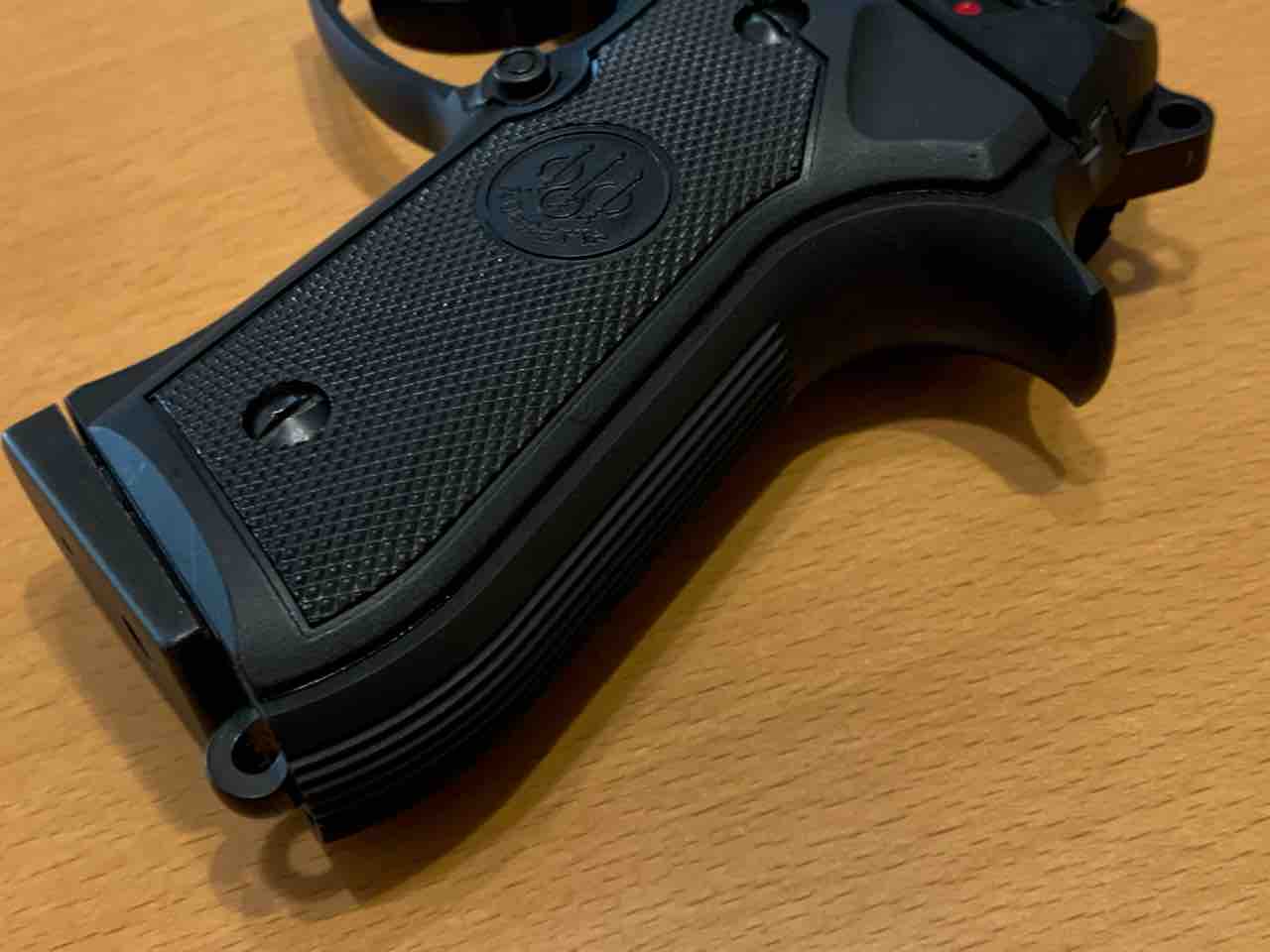 KSC M9　ヘビーウエイトモデル　実物ケース、usグリップ 2025年最新】KSC M9 グリップの人気アイテム - メルカリ