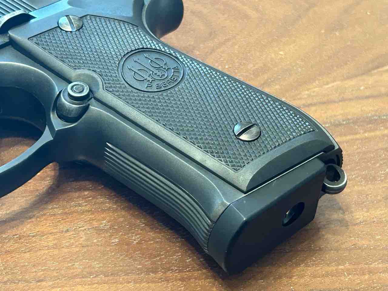 ウエスタンアームズ ベレッタM92FS ダイハード バトルダメージ