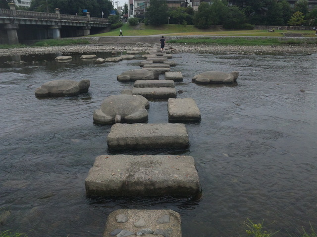120812_080944