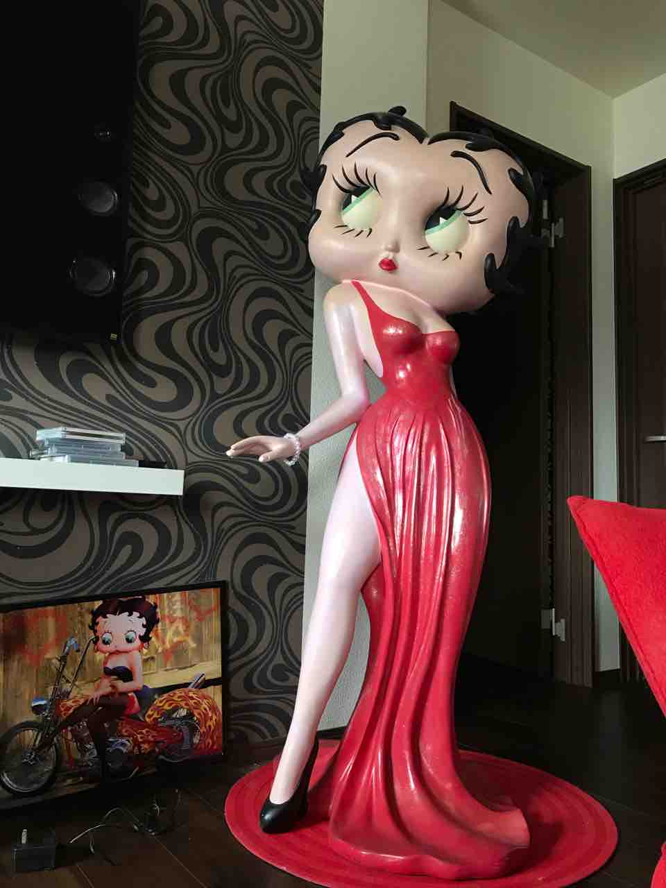 BETTY BOOP 新作入荷！ ベティーのロンT！ 刺繍とプリントで