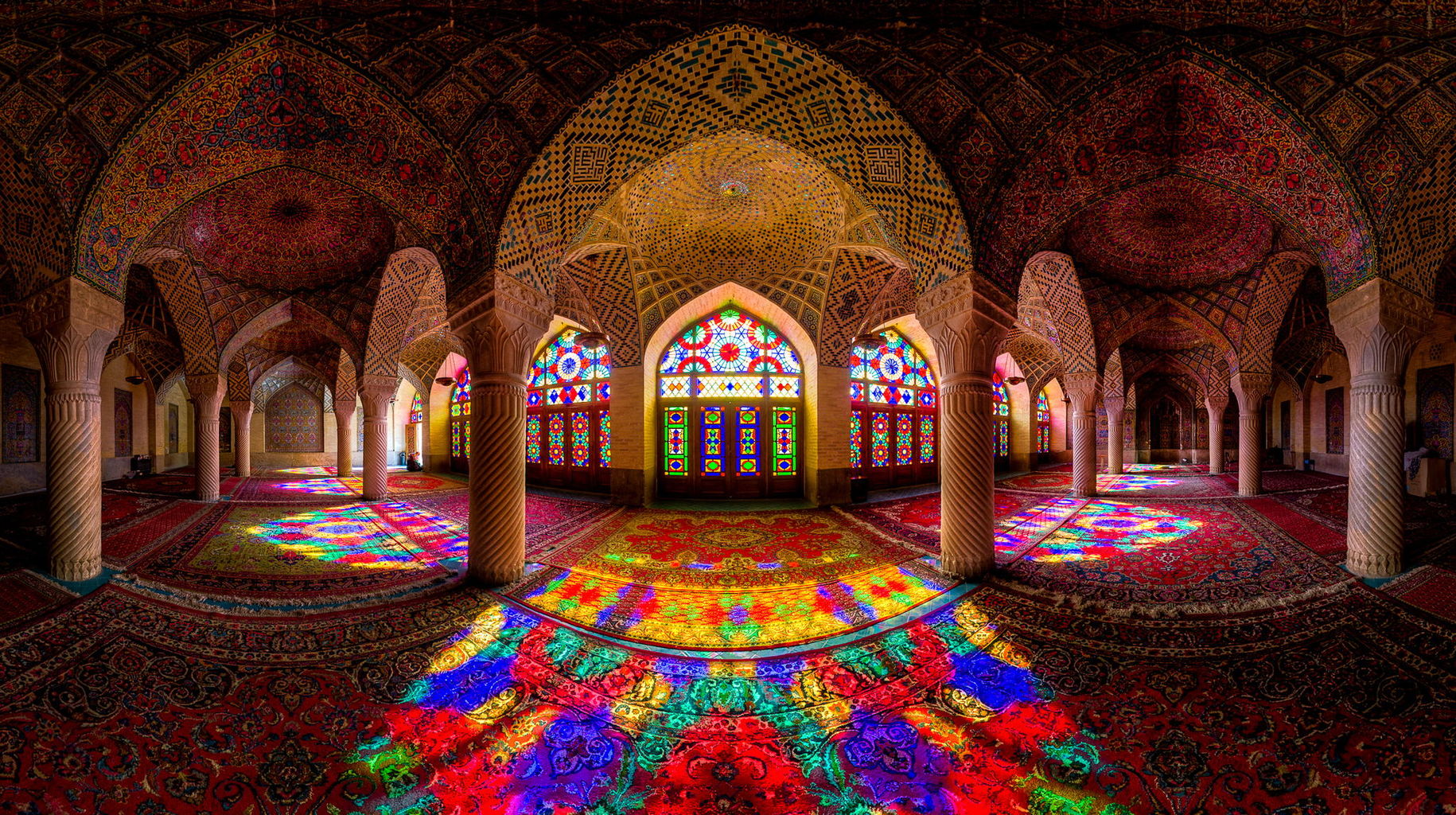 ナスィーロル モルク モスク シーラーズ イラン Nasir Al Mulk Mosque Shiraz Iran 美しい世界の絶景