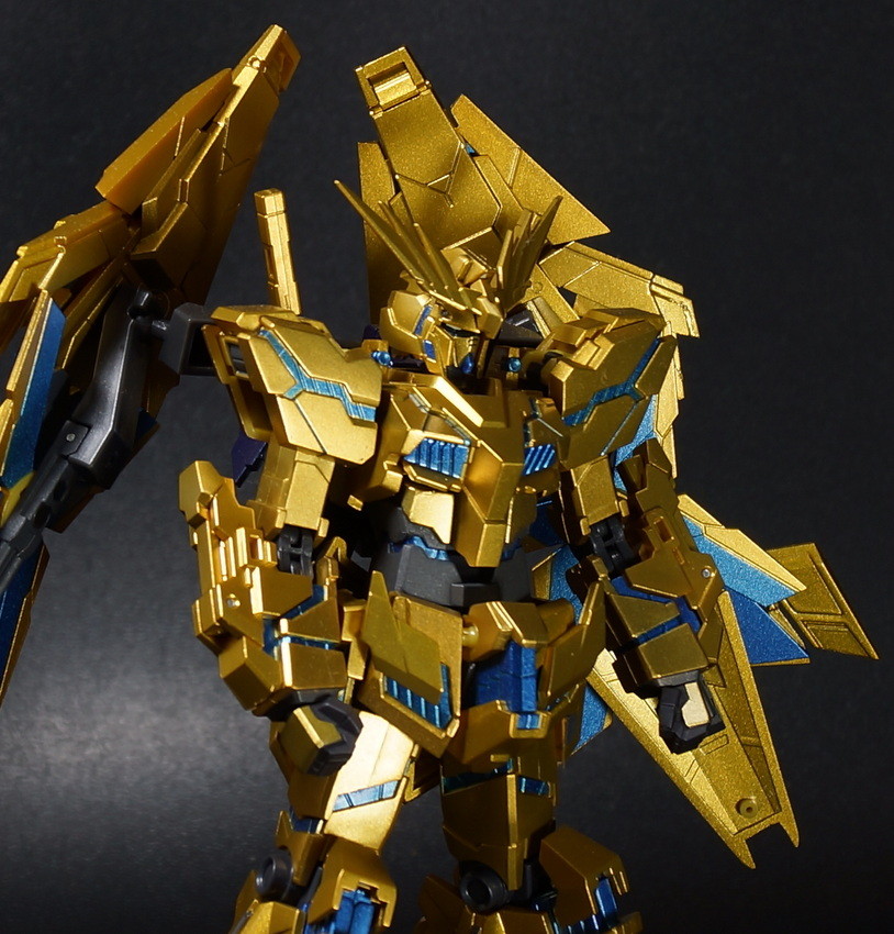 ユニコーンガンダム3号機 フェネクス Robot魂 ガンプラの残骸