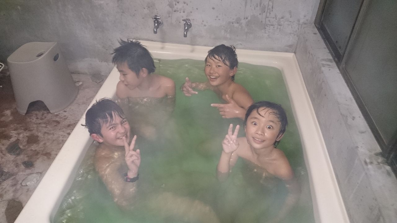 小学生　合宿　風呂 