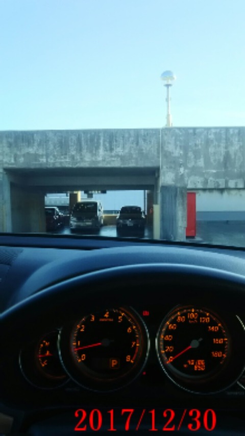 20171230_デパート駐車場屋上
