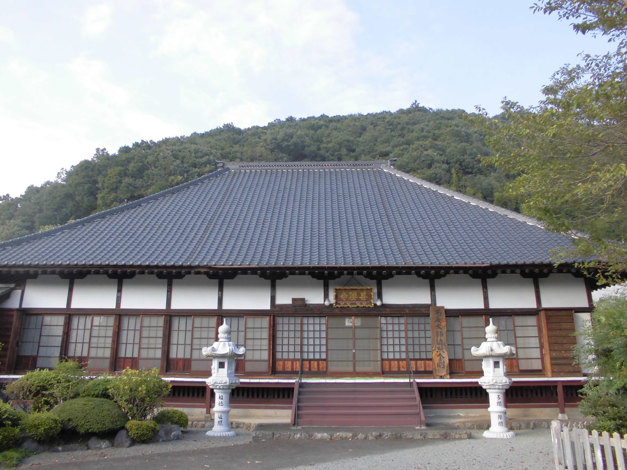 壊れた玩具で遊ぶ日々                zenmeizin