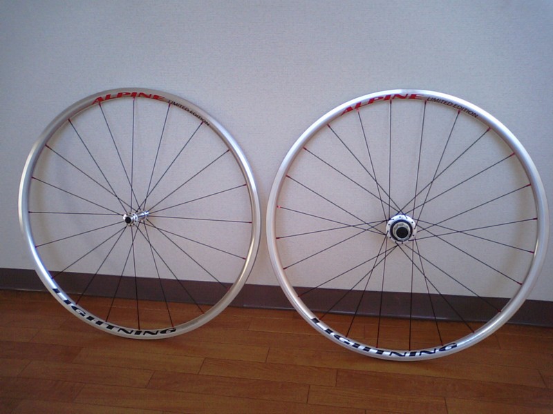 M*0様 ライトニングアルパイン 超軽量1380g アルミホイール シマノフリー ライトニングアルパイン 超軽量1380g アルミホイール シマノフリー