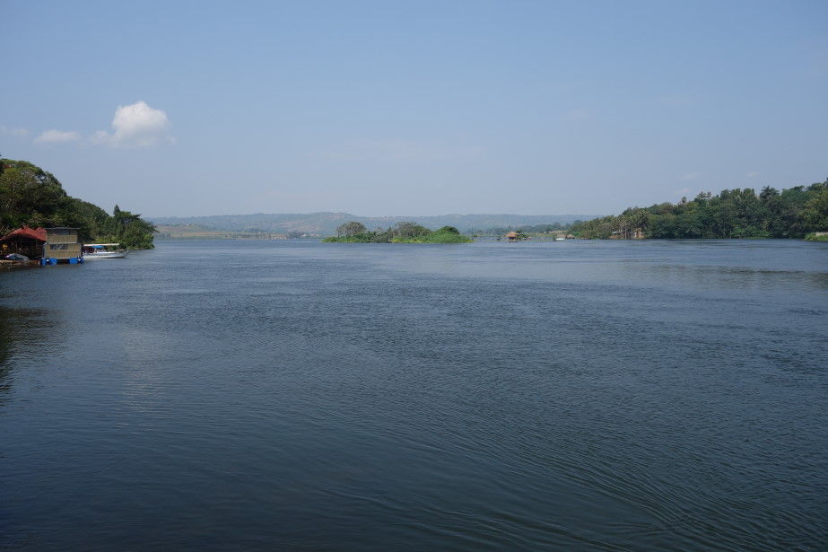 ビクトリア湖と白ナイル川 ふたたび旅 アフリカ編 たびタビ旅part2 ビクトリア湖と白ナイル川 ふたたび旅 アフリカ編 たびタビ旅part2