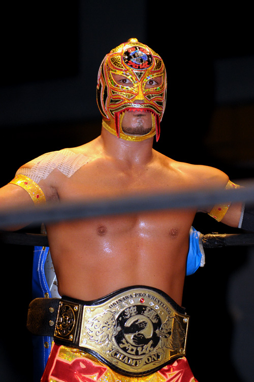 怪人・ハブ男 沖縄プロレス6周年大会 沖縄プロレス選手権vs 怪人・ハブ男 沖縄プロレス6周年大会 沖縄プロレス選手権vs