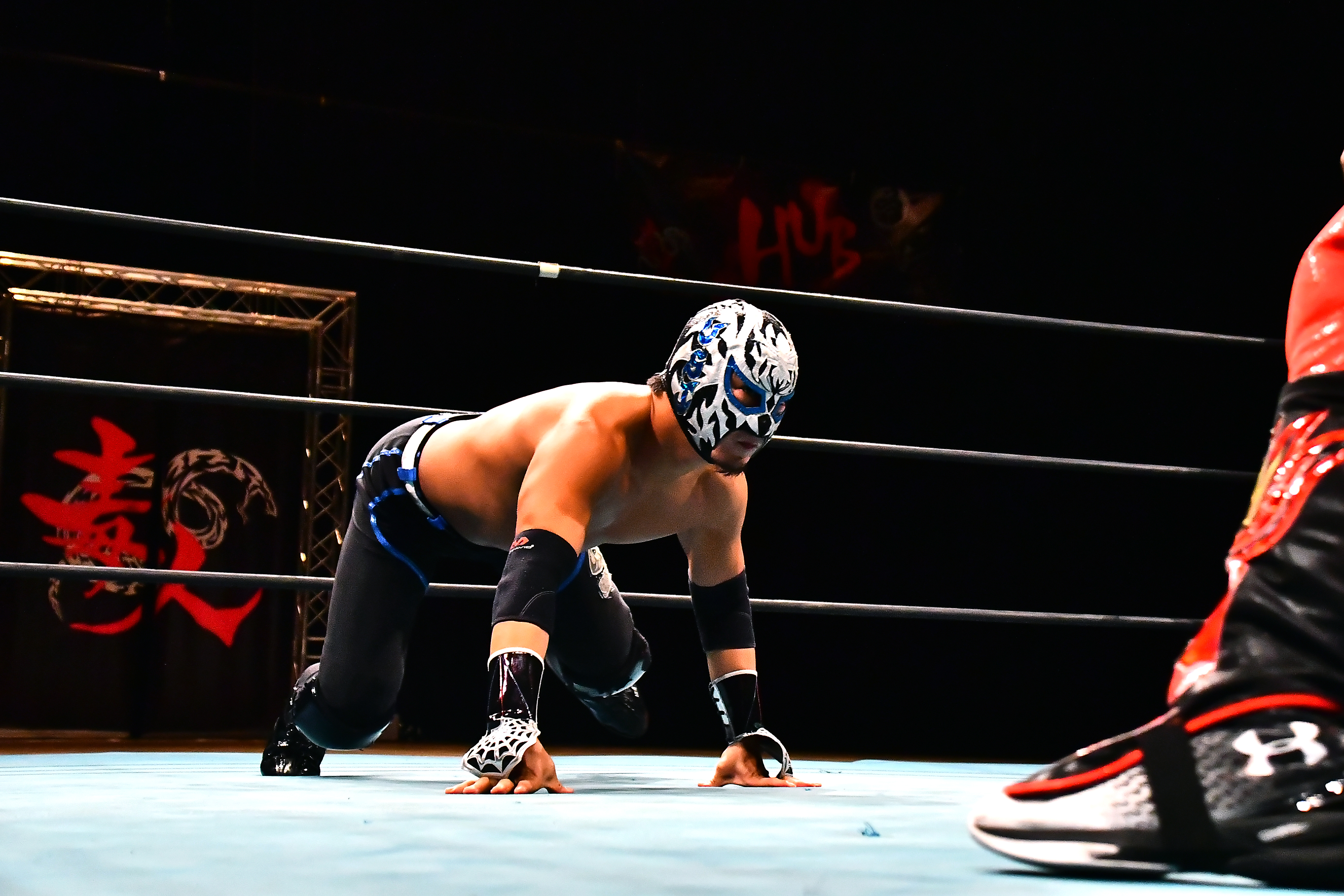 １１月２日hub自主興行 毒人１０ 第２試合 タコヤキーダーｖｓアルティメット スパイダーｊｒ Eye Of The Doppelganger