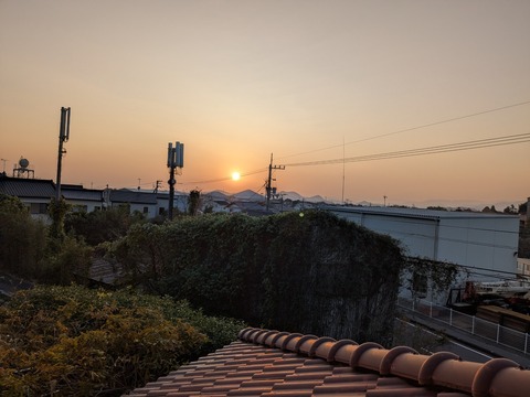 PXL_20251126_074000280