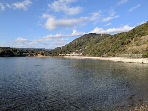 PXL_20251122_231033098