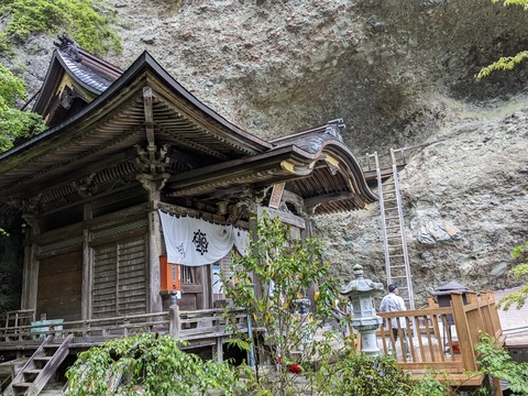 PXL_20240427_010111860