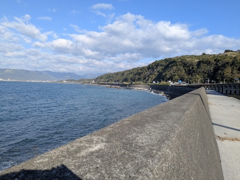 PXL_20251126_001851779