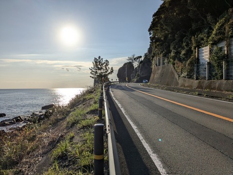 PXL_20251123_231245574