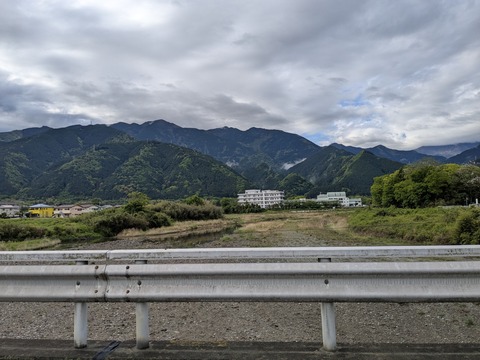 PXL_20250501_222619565
