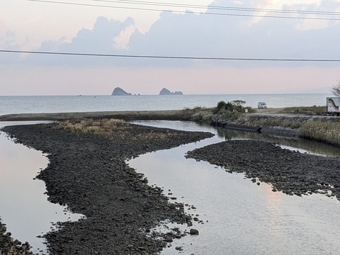 PXL_20251114_215221988