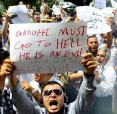 リビア情勢緊迫化で日経平均が今年初の大幅調整