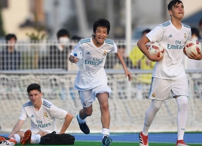 サッカー r マドリーの14歳中井卓大 世界有数のエリート集団でいかに振る舞っているのか サッカー情報のまとめサイト Jリーグ 海外 移籍情報などをまとめます サッカー r マドリーの14歳中井卓大 世界有数のエリート集団でいかに振る舞っているのか サッカー情報のまとめサイト Jリーグ 海外 移籍情報などをまとめます