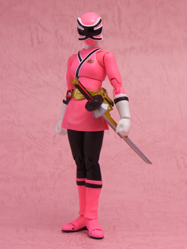 S.H.フィギュアーツ シンケンピンク　侍戦隊シンケンジャー Amazon.co.jp: 侍戦隊シンケンジャー S.H.Figuarts S.H.フィギュ