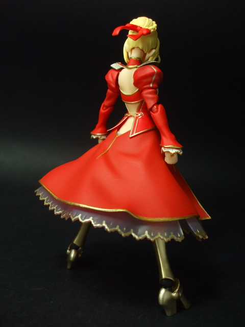 【新品未開封品】ホロ　 限定エクストラカラー　フィギュア Amazon | Fate/hollow ataraxia セイバー / 休日Ver. (1/6