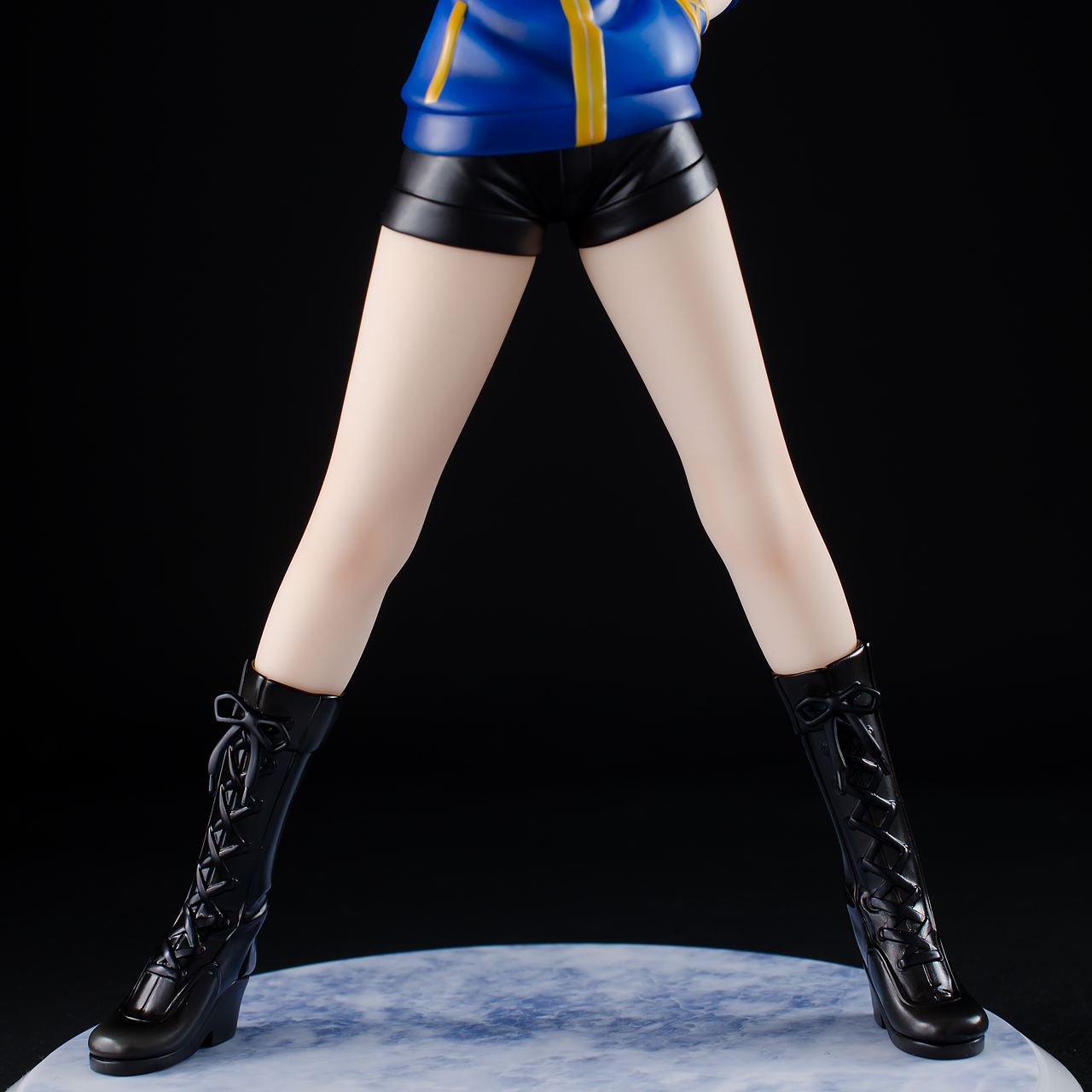 Fate/stay night ヒロインX 1/7 フィギュア Amazon | Fate/stay night ヒロインX 1/7スケール (マフラー含む