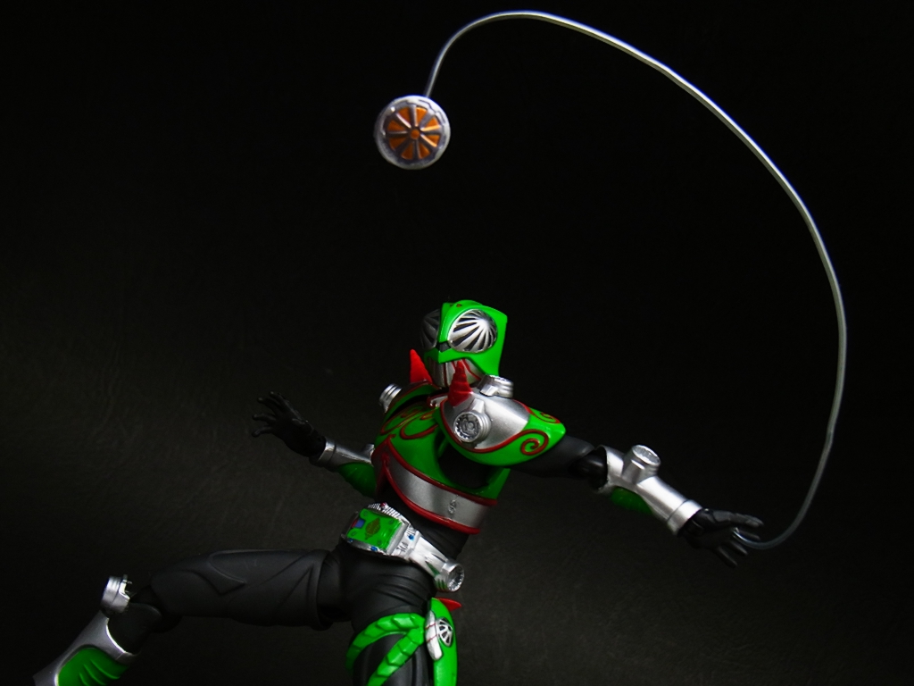 仮面ライダー　キャモ　figma Amazon.co.jp: figma 仮面ライダーキャモ : ホビー