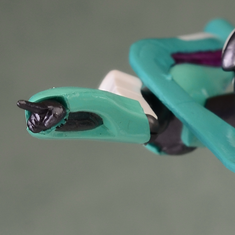 海洋堂 リボルテックヤマグチ ウォクス・アウラ レビュー きんけつほびーらいふ。