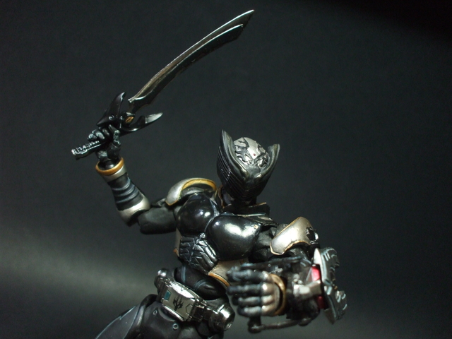 FIG]ホビージャパン限定 S.I.C. 仮面ライダーリュウガ・サバイブ