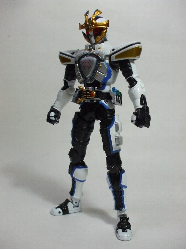 バンダイ S.H.フィギュアーツ 仮面ライダーイクサ レビュー