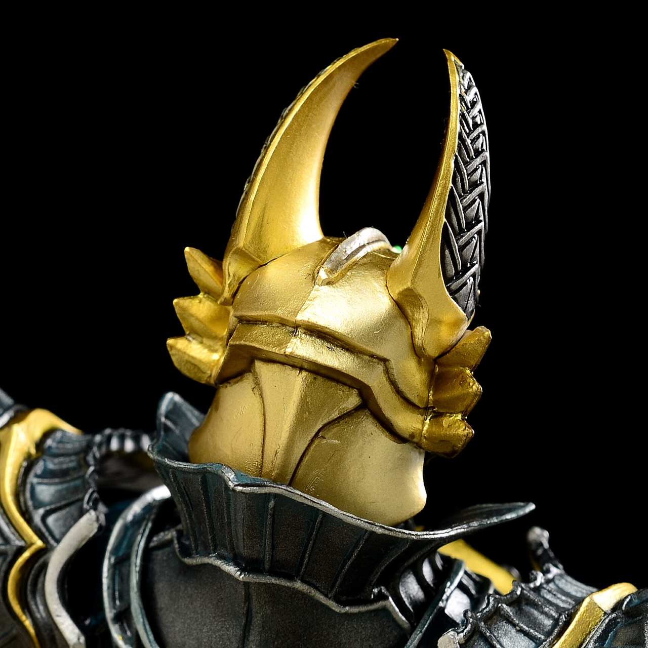 魔戒可動 黄金騎士 ガロ 流牙Ver | 魂ウェブ