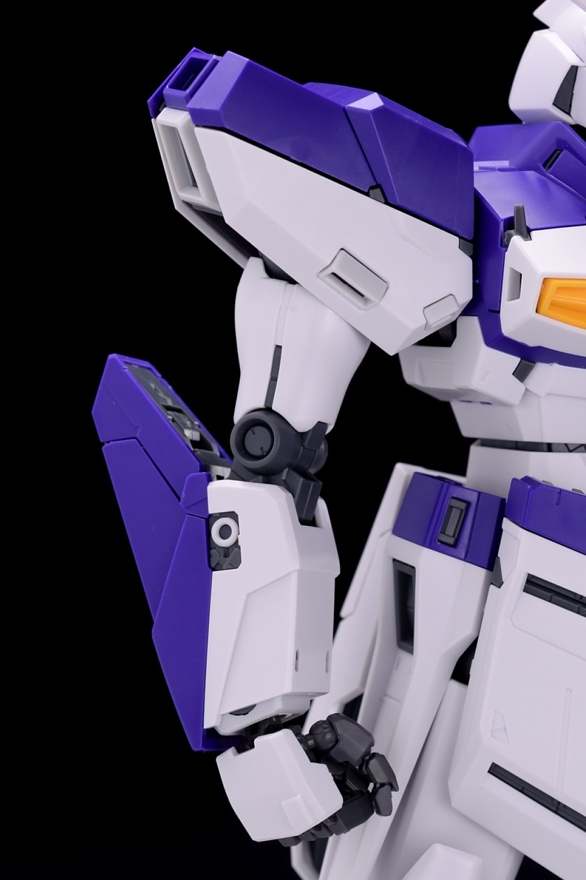バンダイ MG 1/100 Hi-νガンダム Ver.Ka パチ組 レビュー その1