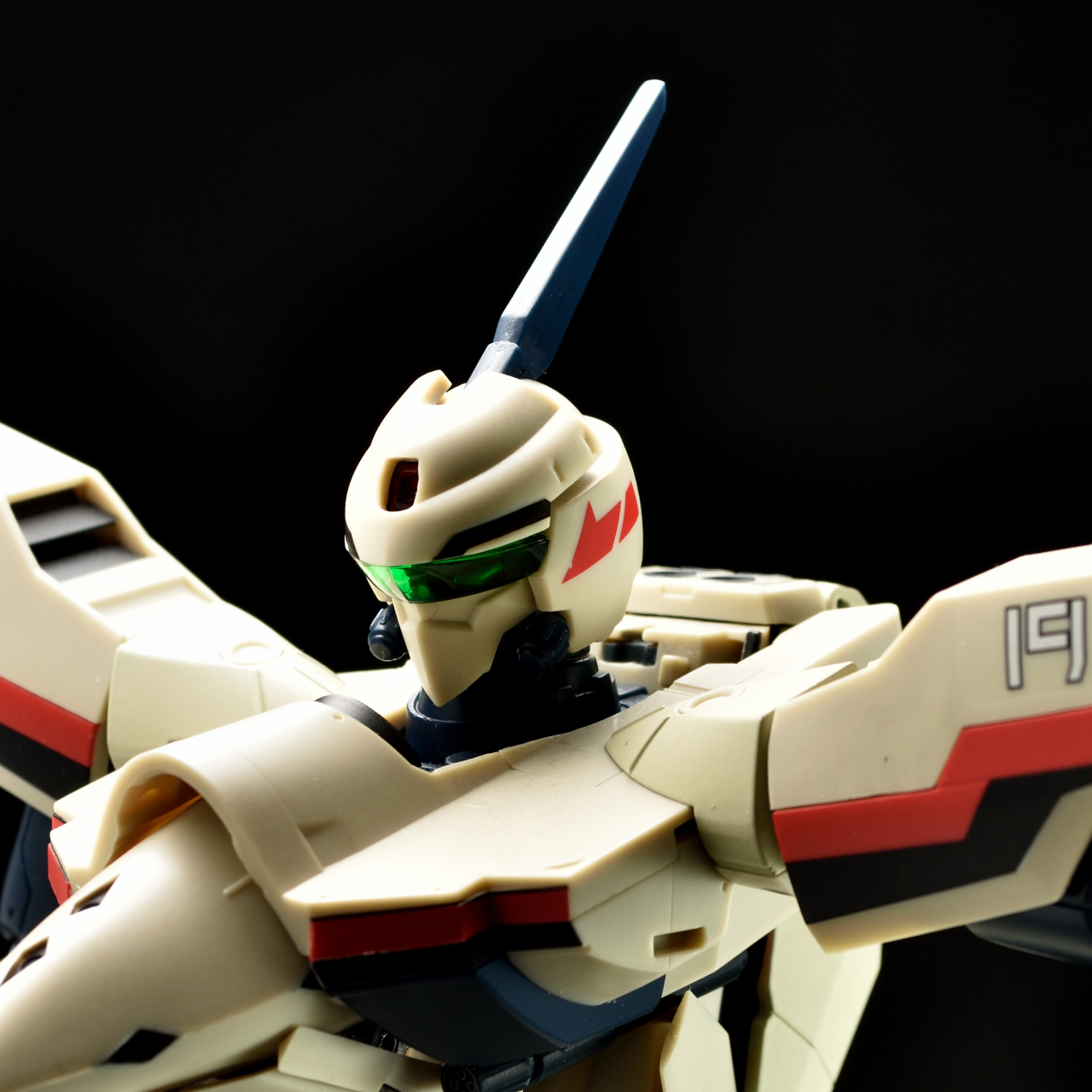 アルカディア 1/60 完全変形 YF-19 with ファストパック レビュー その