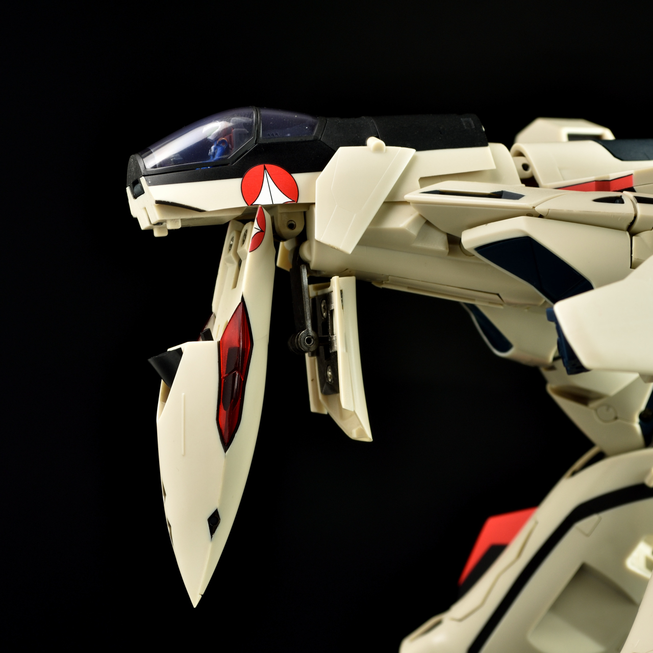 アルカディア 1/60 完全変形 YF-19 with ファストパック