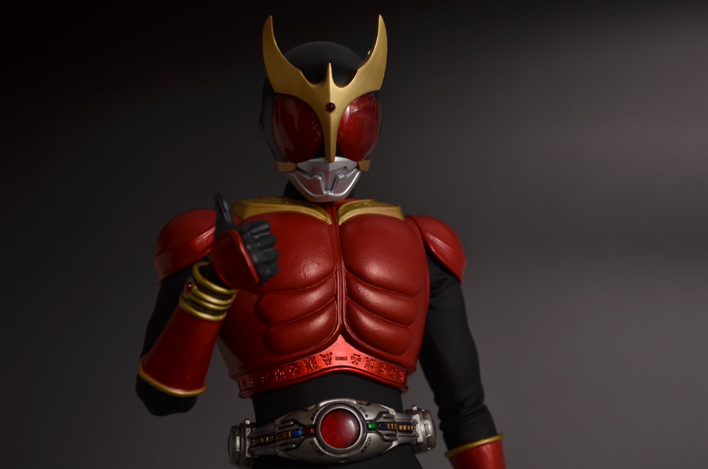 メディコム・トイ RAH DX 仮面ライダークウガ （マイティフォーム） ver.1.5 レビュー : きんけつほびーらいふ。
