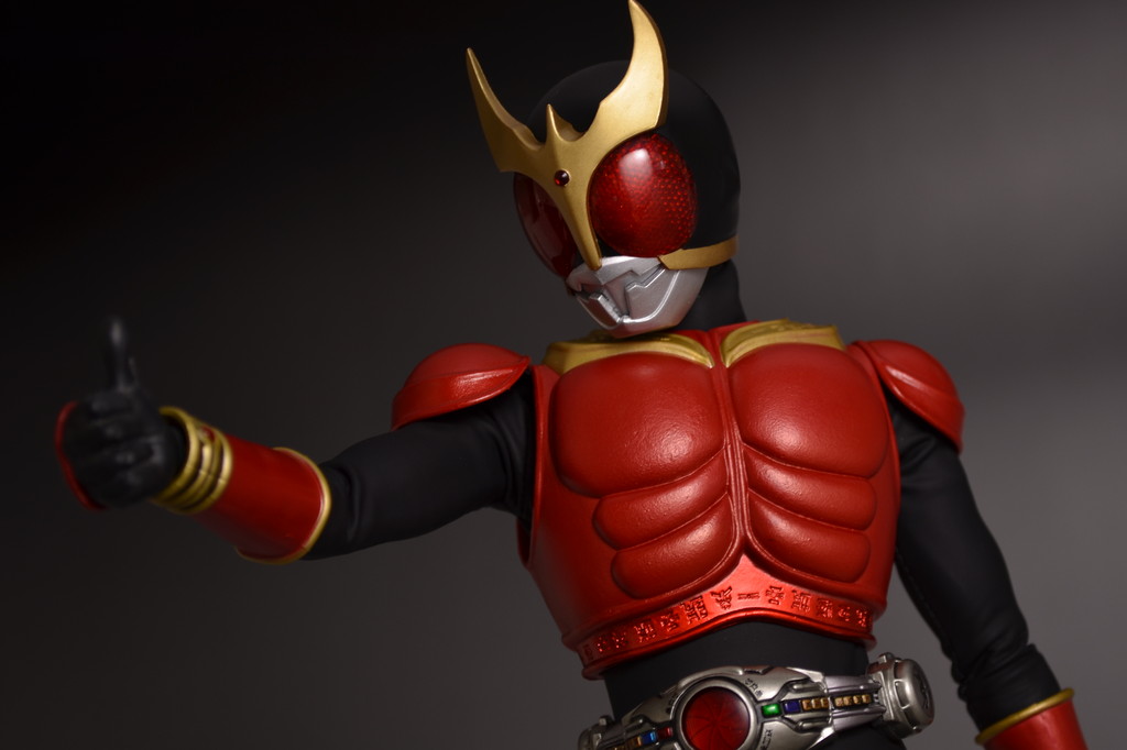 メディコム・トイ RAH DX 仮面ライダークウガ （マイティフォーム） ver.1.5 レビュー : きんけつほびーらいふ。