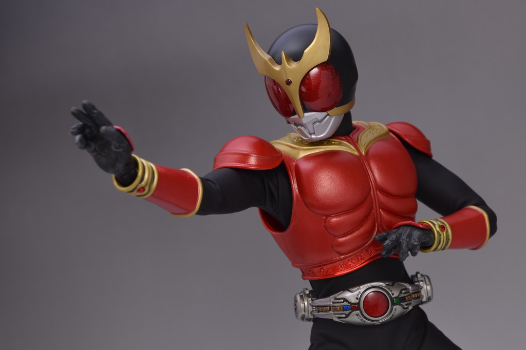 メディコム・トイ RAH DX 仮面ライダークウガ （マイティフォーム） ver.1.5 レビュー : きんけつほびーらいふ。