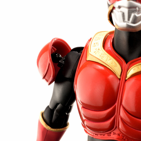 SHF_kuuga_020