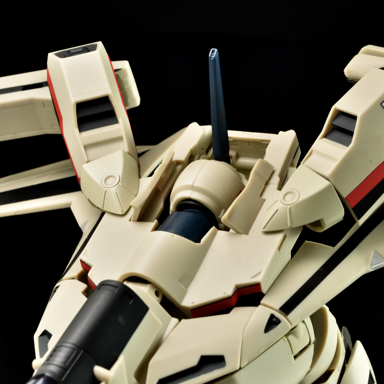 アルカディア 1/60 完全変形 YF-19 with ファストパック アルカディア 1/60 完全変形 YF-19 with ファストパック