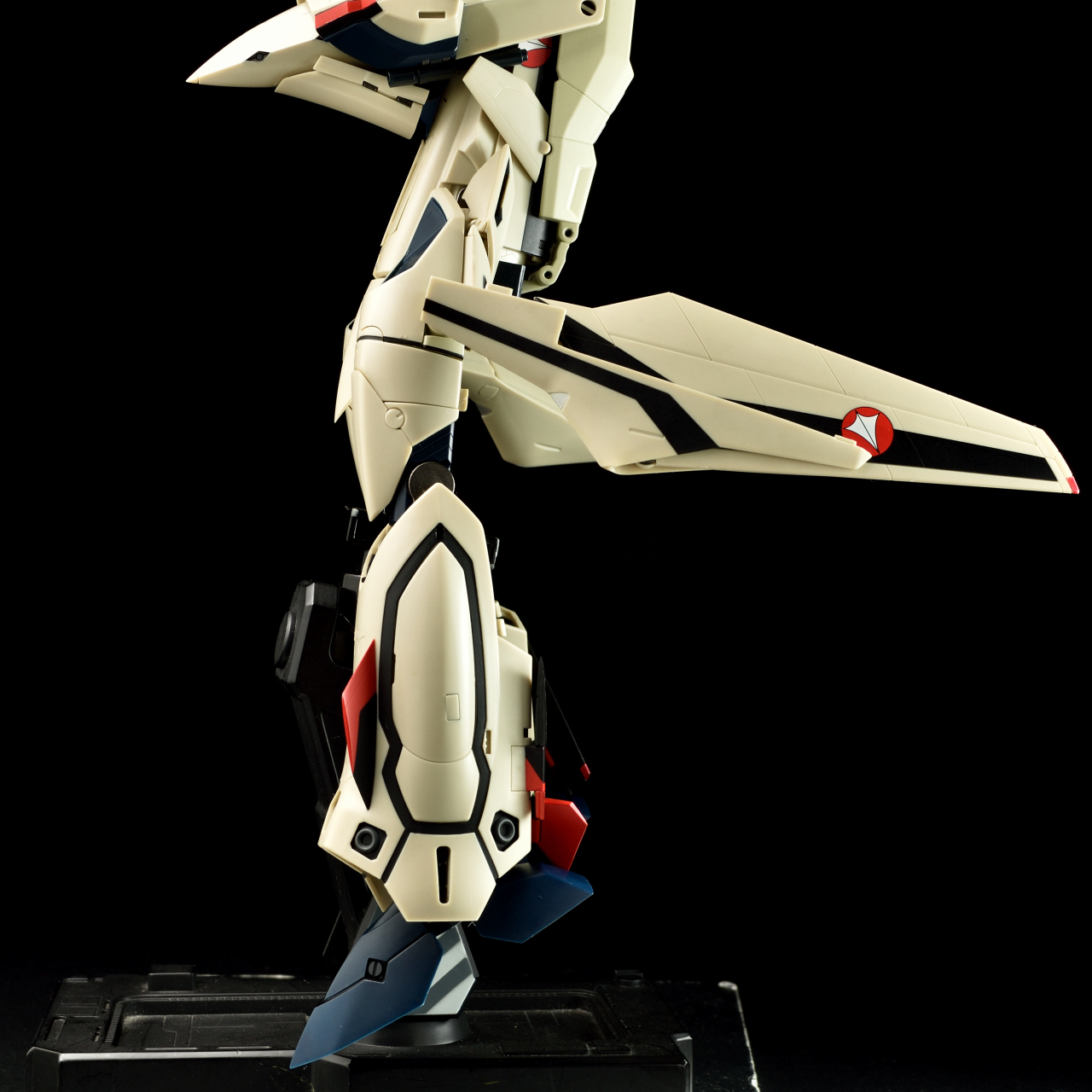 アルカディア 1/60 完全変形 YF-19 with ファストパック レビュー その