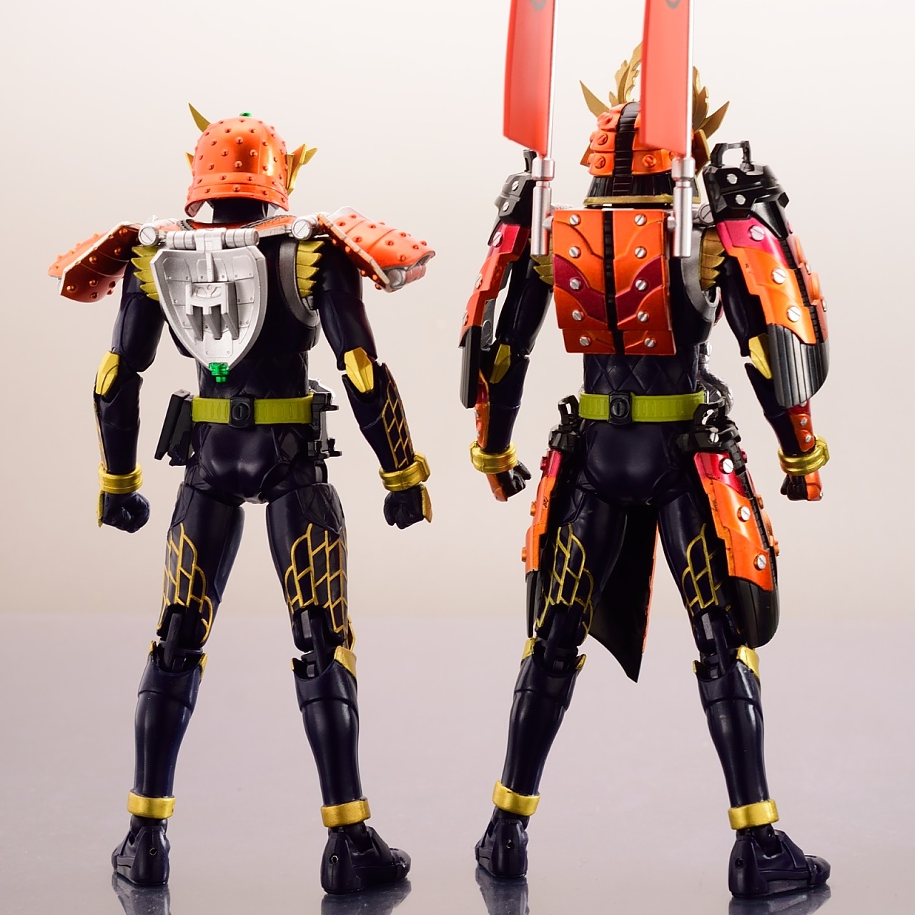 バンダイ S.H.フィギュアーツ 仮面ライダー鎧武 カチドキ バンダイ S.H.フィギュアーツ 仮面ライダー鎧武 カチドキ