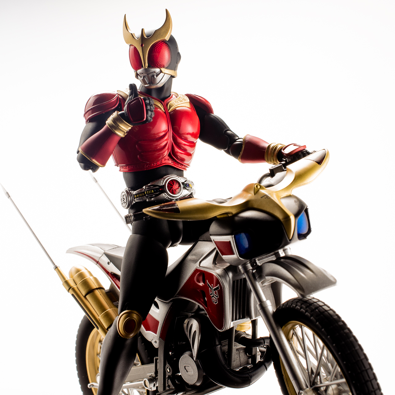 バンダイ S.H.フィギュアーツ トライチェイサー2000 レビュー